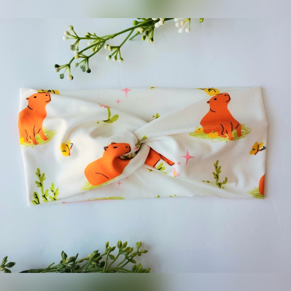 Capybara Headband Twist Wide Runner